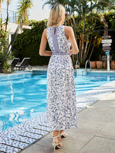Robe midi imprimée à col rond et sans manches